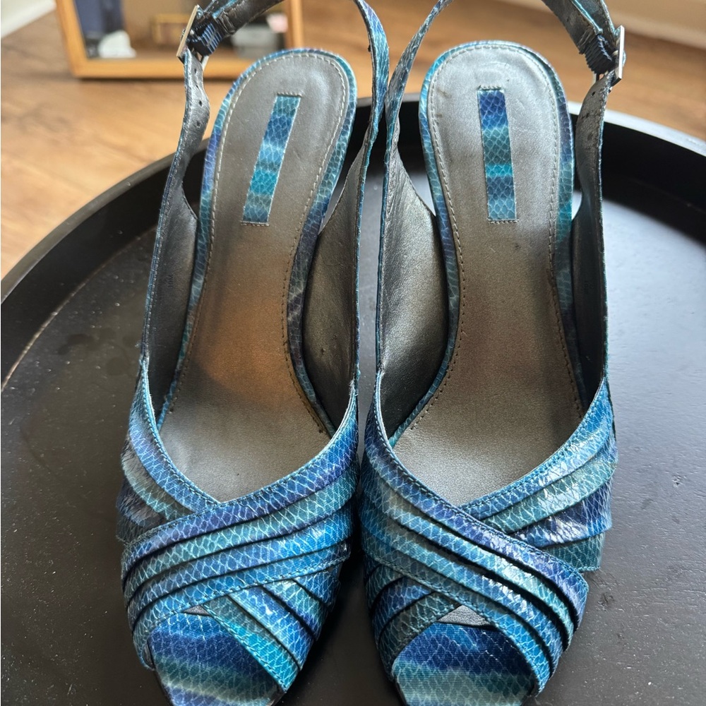 Bandolino Blue Elegant Peep-Toe Sandals